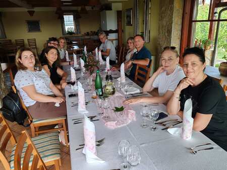 IMG-bebc8cef80623d518e2c1065cbf4702a-V