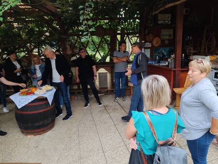 IMG-7570e885795abcfe5947333f5116508f-V