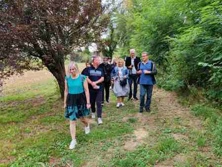 IMG-aa6efb6cf7529ff36c841c9e50e95e5e-V